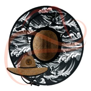 Imagen principal del Sombrero Viajero Waves, mostrando su color natural con estampado en el interior del ala de olas en blanco y negro, representando un estilo dinámico y aventurero.