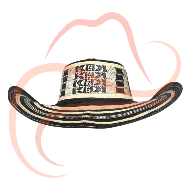 Vista frontal del Sombrero Vueltiao 15 vueltas, destacando la estructura cilíndrica de la copa y los intrincados diseños geométricos en sus bandas, símbolo de la cultura colombiana.